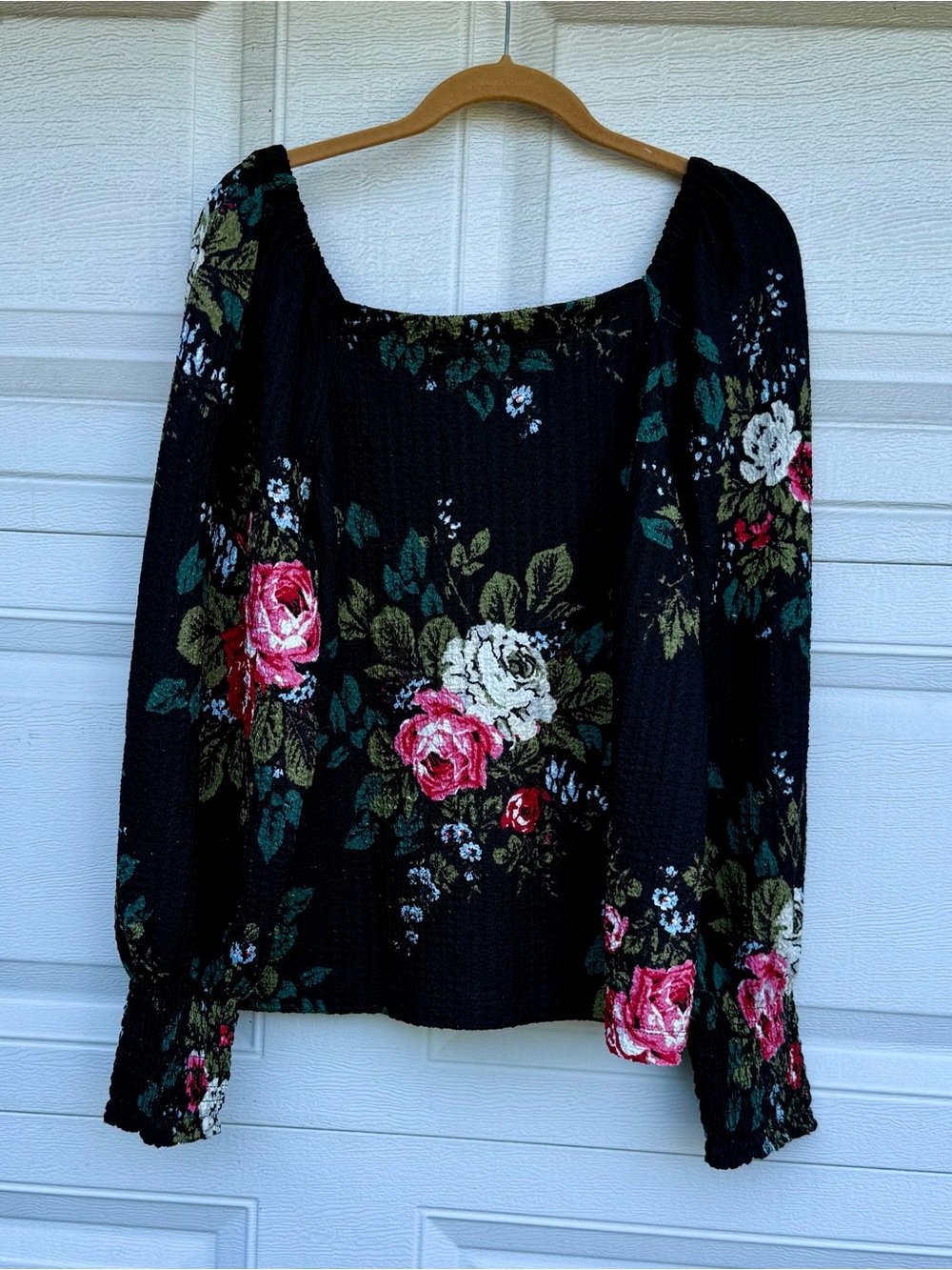 LOFT Black Floral Rose Print Peasant Blouse Large Long Sleeve Smocked Cuff Top - Picture 4 of 8